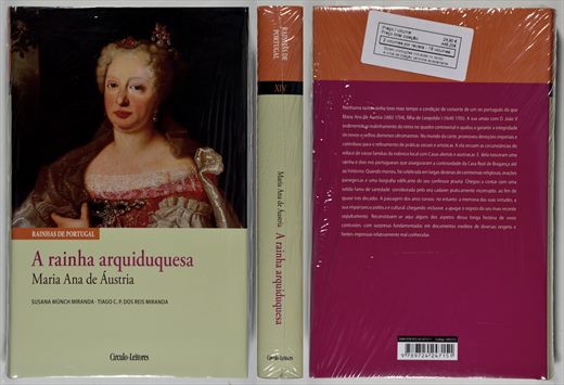 Rainhas de Portugal 14 ISBN 978-972-42-4715-1