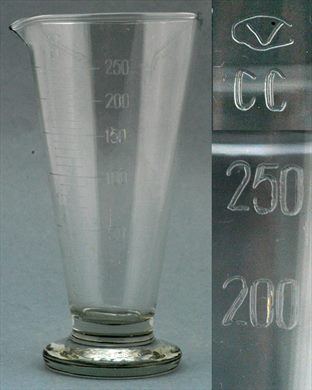 Copo graduado conico 250cc