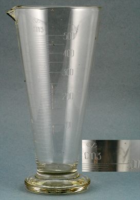 Copo graduado conico 500cm3