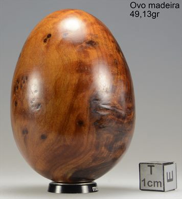 Ovo de madeira 49,13gr