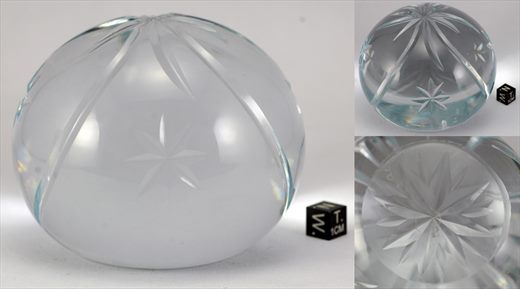 Esfera de vidro transparente