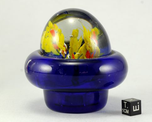 Esferoide de vidro com base