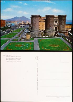 Italia Napoli - Castello Maschio Angioino - 159