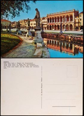 Italia Padova Prato della Valle e Palazzo del Giureconsulti