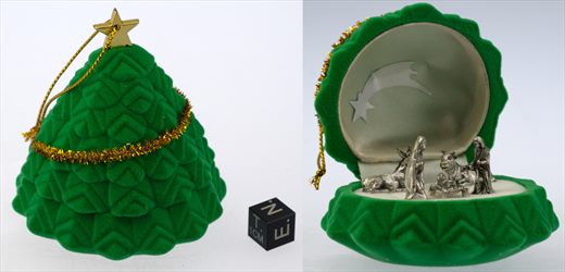 Presepio em caixa verde em forma de pinheiro