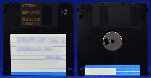 TDK MF-2HD MS-DOS formatted (black) 7
