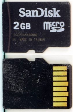 SanDisk microSD 2GB