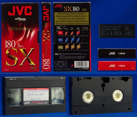 JVC E-180