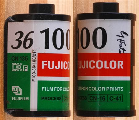 Fuji - 35mm - CN (verm) - iso100-C41-DX-36exp