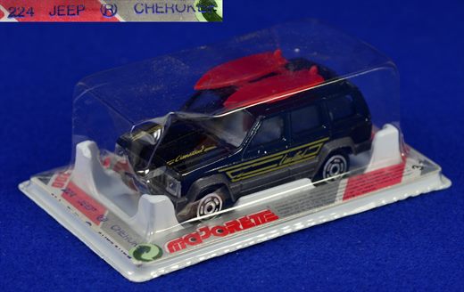 Jeep Cherokee 224